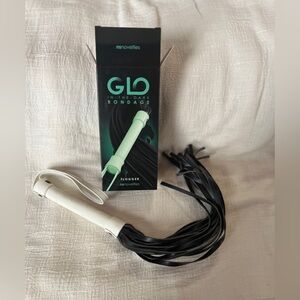 Adult - NS Novelties Glo-in-the-Dark Bondage Flogger NEW